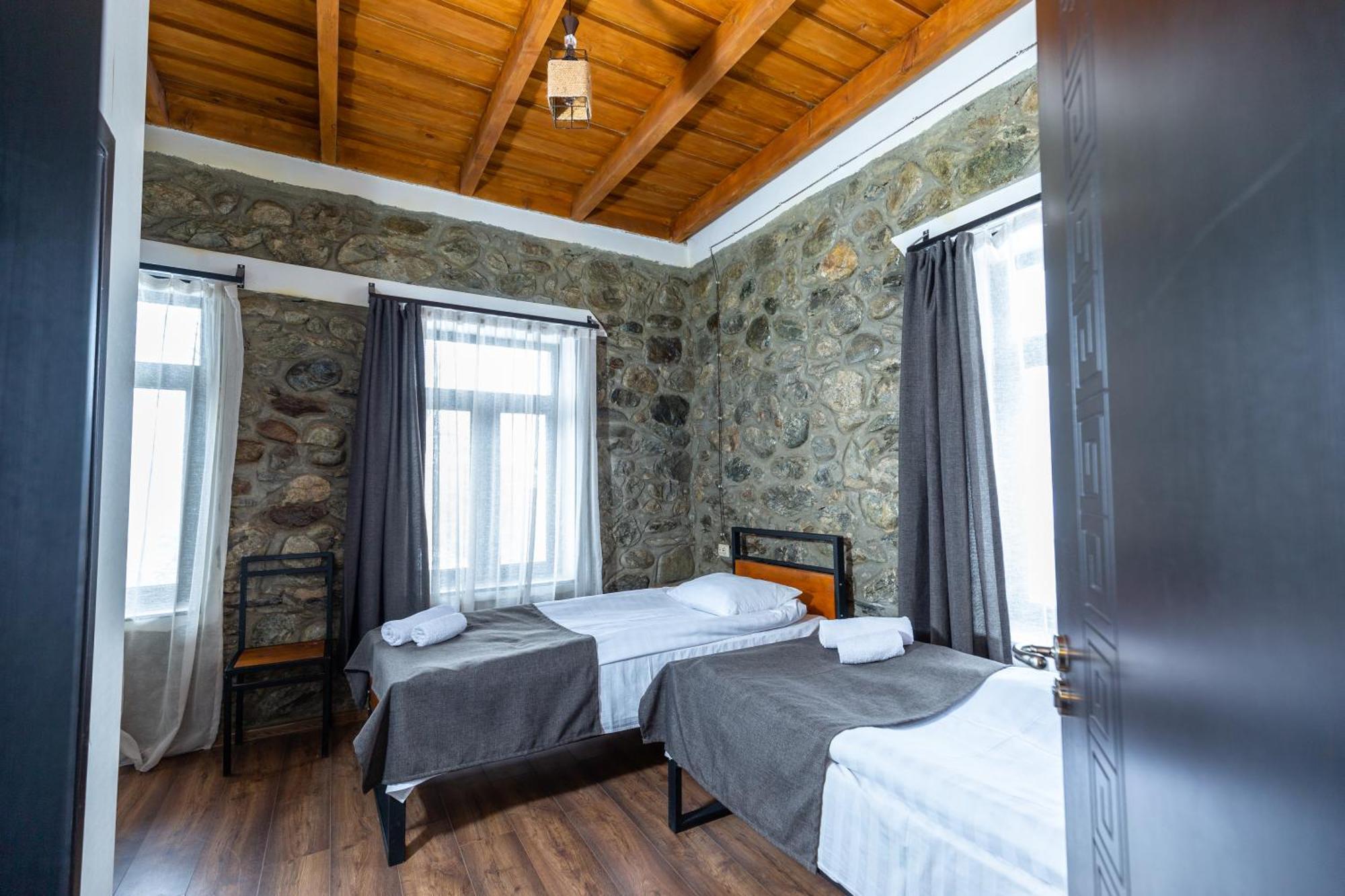 Mestia Hotel Amirani 外观 照片