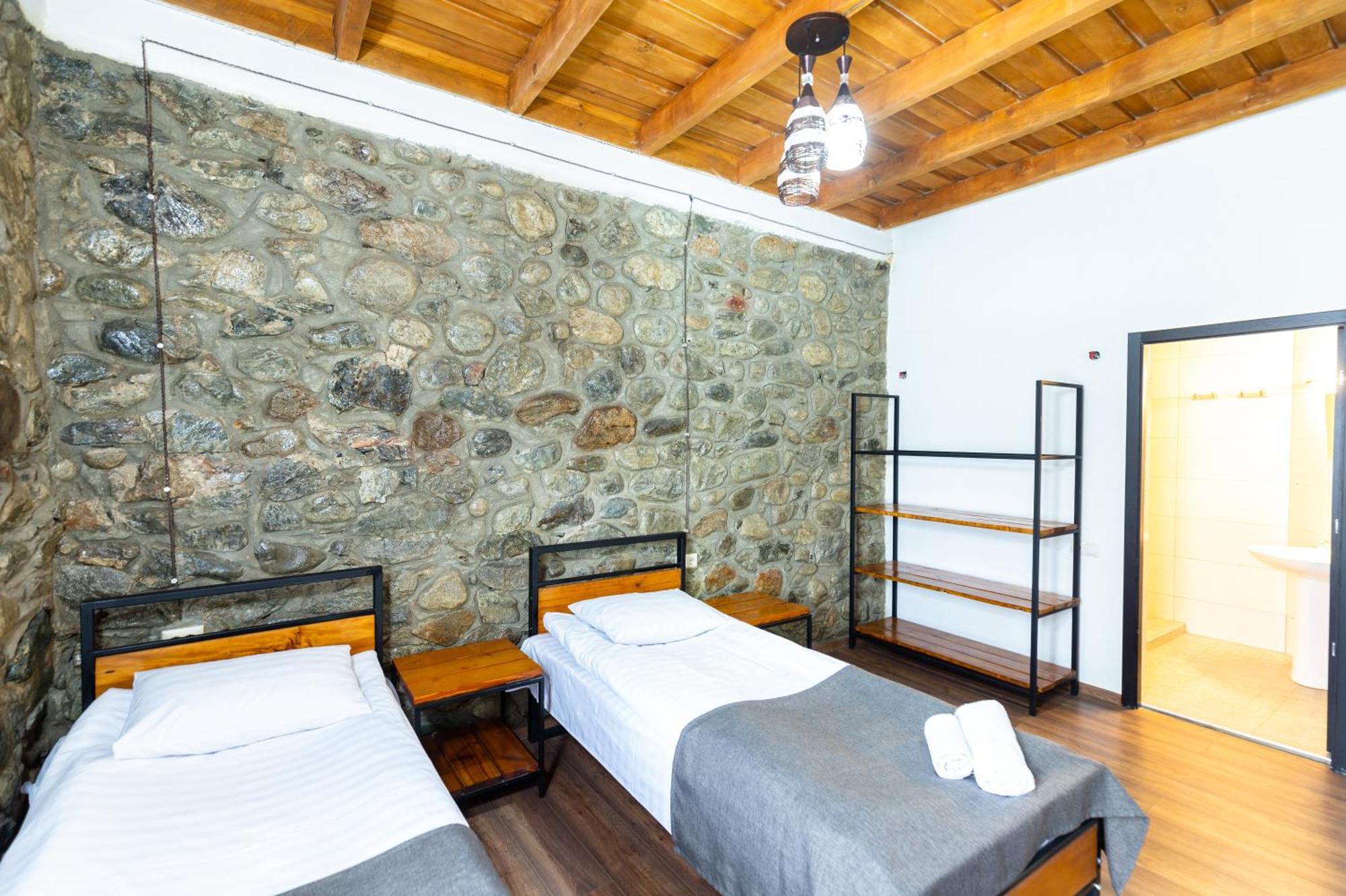 Mestia Hotel Amirani 外观 照片